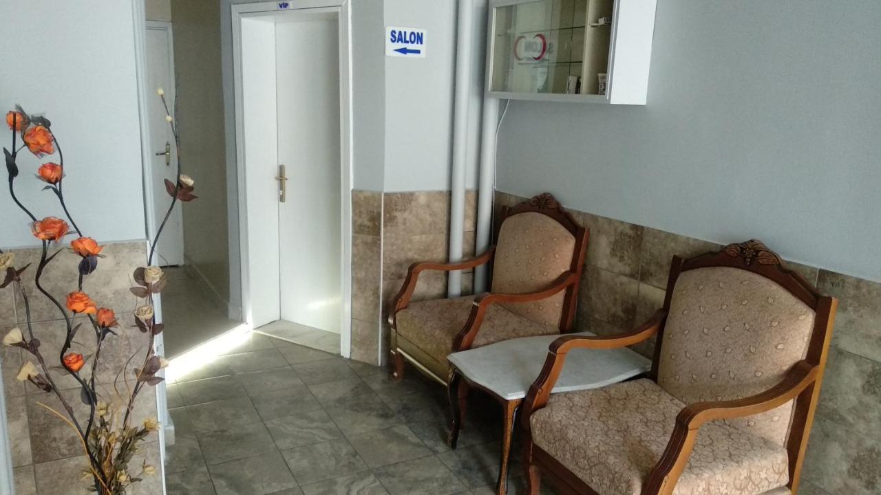 Zafer Hostel Конья Экстерьер фото